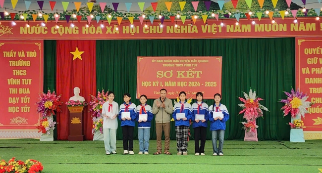 Lễ sơ kết học kỳ I năm học 2024- 2025